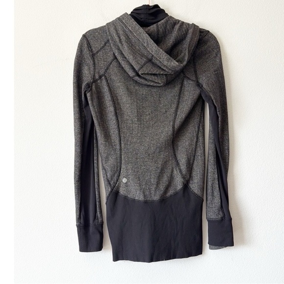 Lululemon Daily Practice Jacket
Heathered Herringbone Heathered Black Black - Picture 10 of 15